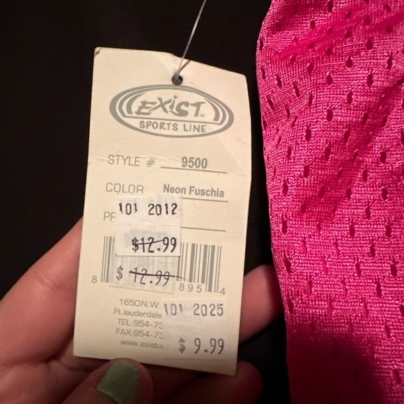 Woman’s Exist athletic shorts, size L - Picture 3 of 4